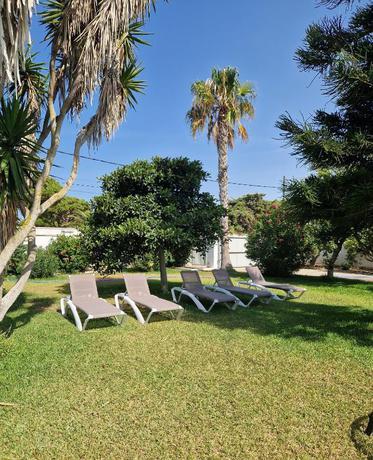 Imagen de los exteriores del Viviendas Turísticas Vacacionales Las Casas de Las Flores. Foto 7