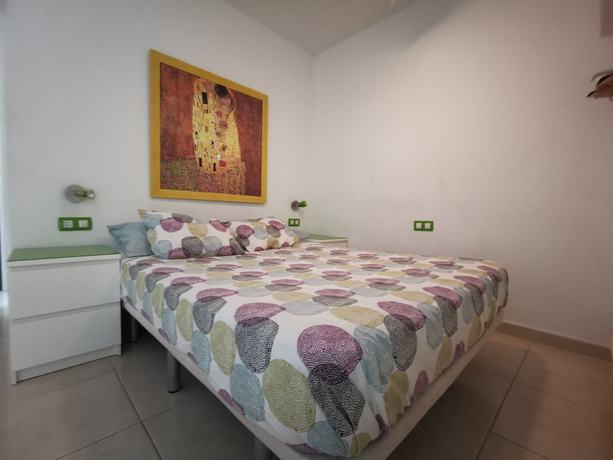 Imagen de la habitación del Viviendas Turísticas Vacacionales Las Vistas TRG Tenerife Royal Gardens. Foto 5