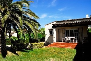 Imagen de la habitación del Viviendas Turísticas Vacacionales Les Palmeres, L' Estartit. Foto 3