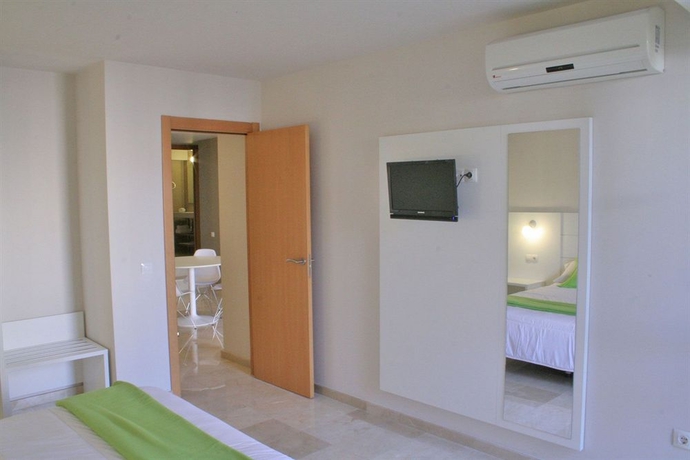 Imagen de los interiores del Viviendas Turísticas Vacacionales L'escala Resort. Foto 9