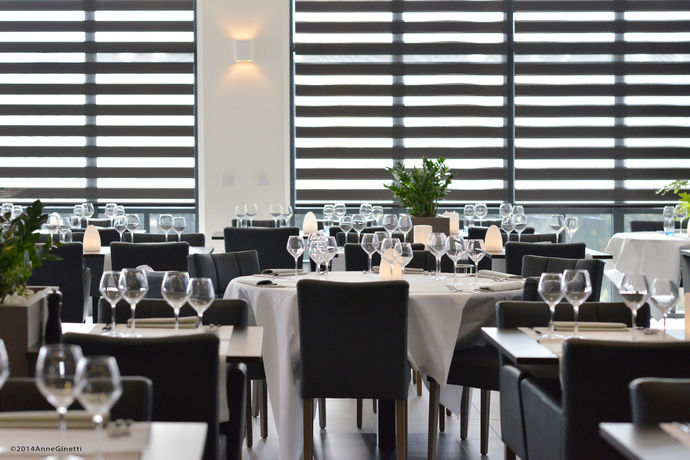 Imagen del bar/restaurante del Viviendas Turísticas Vacacionales Maisons de Vacances Azur en Ardenne. Foto 3