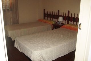 Imagen de la habitación del Viviendas Turísticas Vacacionales Marina Sant Jordi. Foto 15