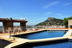 Imagen de la piscina del Viviendas Turísticas Vacacionales Nautic, L' Estartit. Foto 5