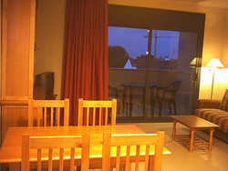 Imagen de la habitación del Viviendas Turísticas Vacacionales Nou Apartamentos. Foto 1