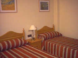 Imagen de la habitación del Viviendas Turísticas Vacacionales Nou Apartamentos. Foto 2