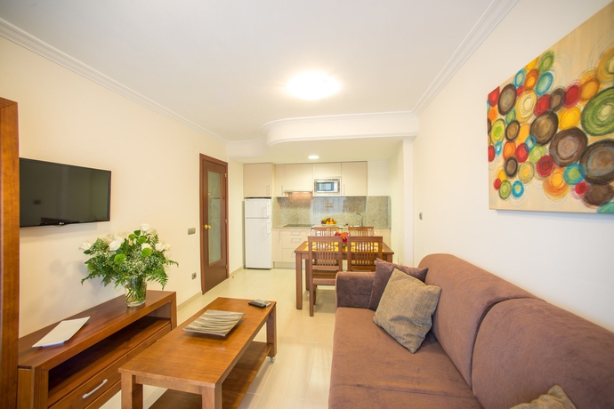 Imagen de los interiores del Viviendas Turísticas Vacacionales Ona Jardines Paraisol. Foto 15