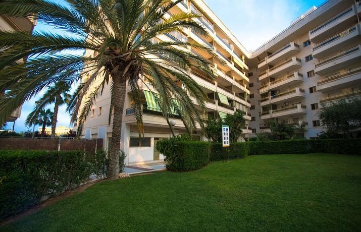 Imagen de los exteriores del Viviendas Turísticas Vacacionales Ona Jardines Paraisol. Foto 14