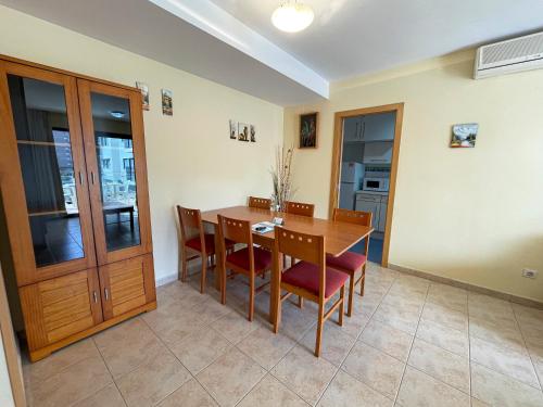 Imagen de la habitación del Viviendas Turísticas Vacacionales Oropesa Ciudad de Vacaciones 3000. Foto 13