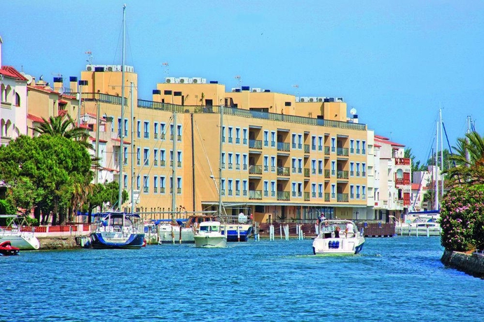 Imagen general del Viviendas Turísticas Vacacionales Pierre and Vacances Empuriabrava Marina. Foto 6