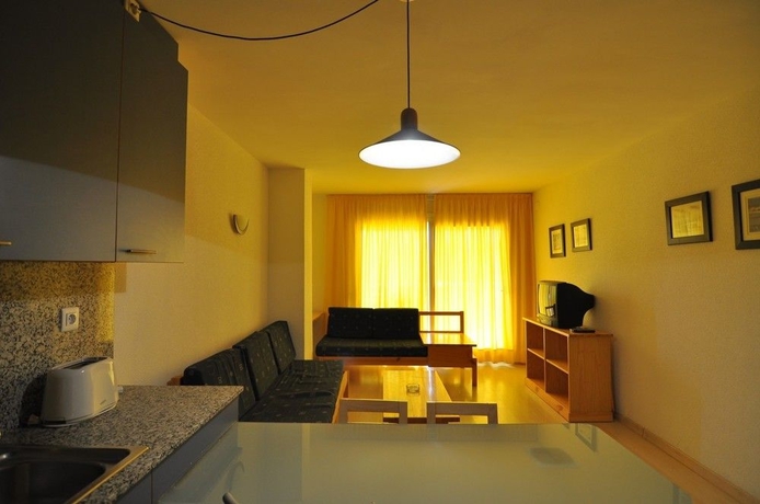 Imagen de los interiores del Viviendas Turísticas Vacacionales Port Canigo. Foto 13