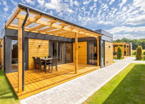 Imagen general del Viviendas Turísticas Vacacionales RResort - nowe domki z PODGRZEWANYM Basenem, WiFi, parking w cenie!. Foto 1