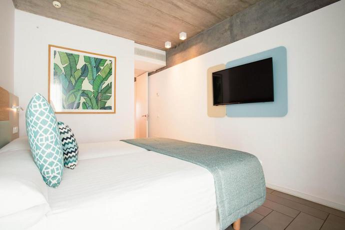 Imagen de la habitación del Viviendas Turísticas Vacacionales Resort Cordial Santa Águeda & Perchel Beach Club. Foto 6