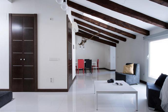 Imagen de la habitación del Viviendas Turísticas Vacacionales Roisa Suites. Foto 4