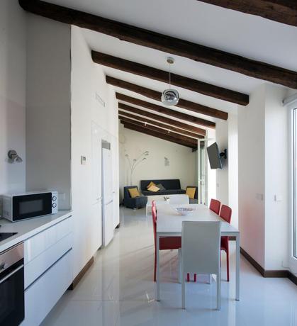 Imagen de la habitación del Viviendas Turísticas Vacacionales Roisa Suites. Foto 5