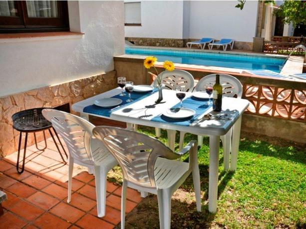 Imagen general del Viviendas Turísticas Vacacionales Rv Hotels Apartamentos Villas Piscis. Foto 11