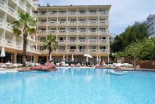 Imagen de la piscina del Viviendas Turísticas Vacacionales San Francisco, La Pineda. Foto 5