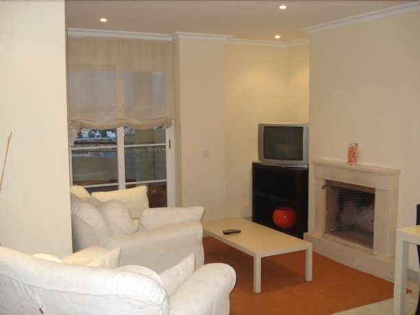 Imagen de la habitación del Viviendas Turísticas Vacacionales Señorío de Aloha. Foto 12