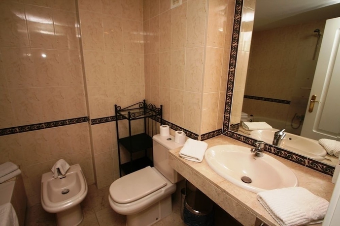 Imagen de la habitación del Viviendas Turísticas Vacacionales Señorío de Aloha. Foto 16