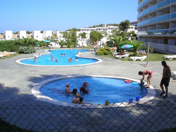 Imagen de la piscina del Viviendas Turísticas Vacacionales Siesta Dorada ( Intersalou). Foto 13