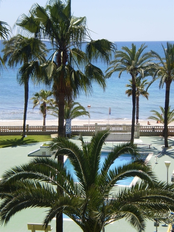 Imagen de la piscina del Viviendas Turísticas Vacacionales Sol de España. Foto 15