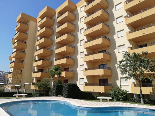 Imagen de la habitación del Viviendas Turísticas Vacacionales Tamaris Playa Solo Familias Serviplaya. Foto 16