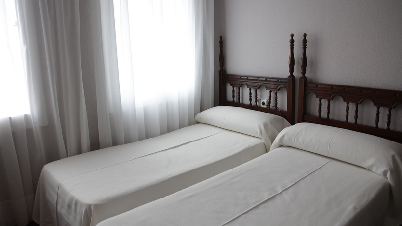 Imagen de la habitación del Viviendas Turísticas Vacacionales URH Apartments Vila de Tossa. Foto 10