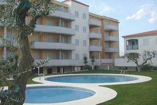 Imagen de la piscina del Viviendas Turísticas Vacacionales Urbanización del Sol. Foto 6