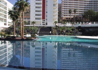 Imagen de la piscina del Viviendas Turísticas Vacacionales Vacanza Complex. Foto 5