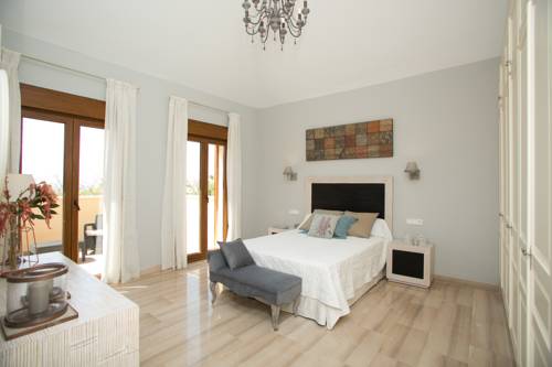 Imagen de la habitación del Viviendas Turísticas Vacacionales Villa Las Lomas De Marbella. Foto 4