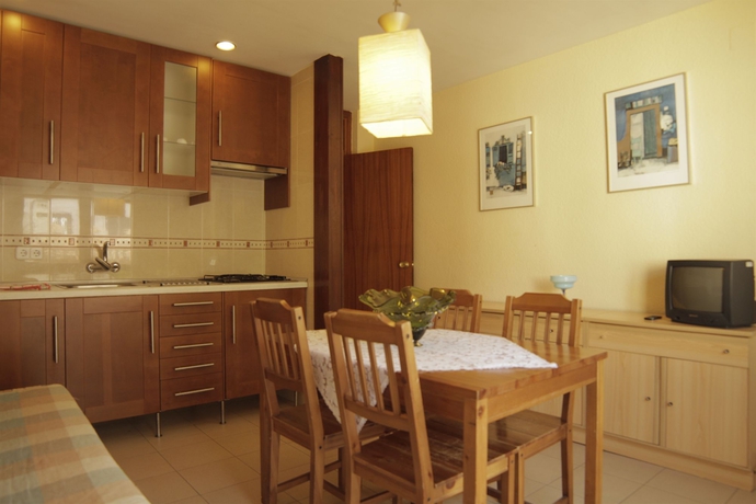 Imagen de los interiores del Viviendas Turísticas Vacacionales Zodiac, Lloret de Mar. Foto 14