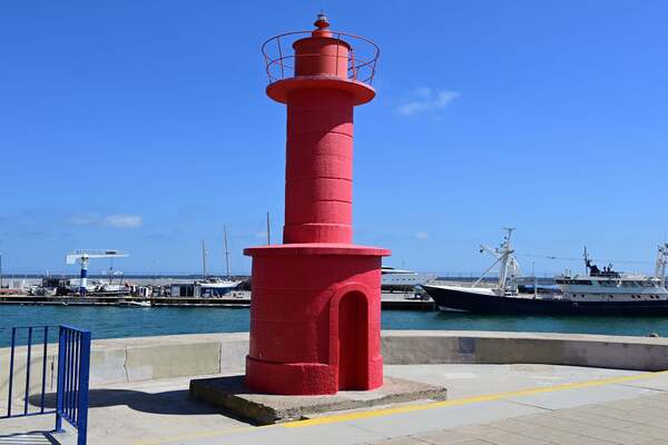 Imagen de Faro Rojo