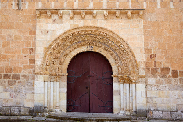 Imagen de Iglesia de San Claudio de Olivares