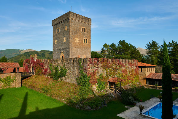 Imagen de Torre Loizaga - Museo de Coches Antiguos