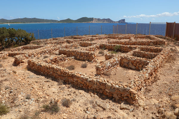 Imagen de Yacimiento Fenicio de Sa Caleta