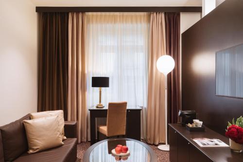 Suite Junior del hotel St Gotthard. Foto 3