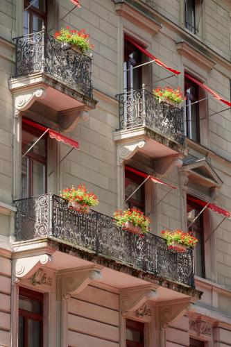 Suite con Balcón del hotel St Gotthard. Foto 4