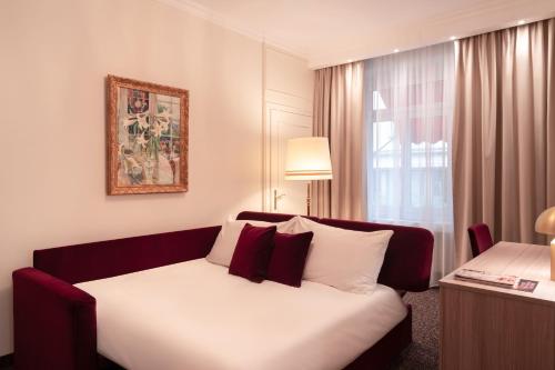Suite Junior Deluxe del hotel St Gotthard. Foto 2