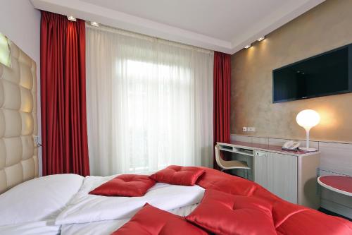 Habitación Estandar del hotel St Gotthard. Foto 2