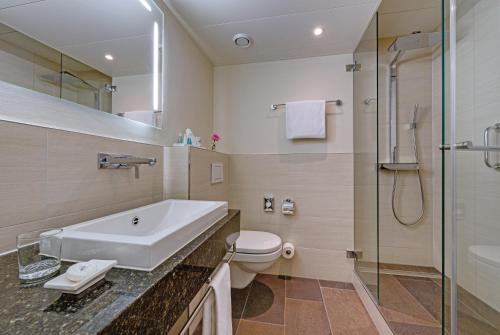 Habitación Doble Confort del hotel St Gotthard. Foto 7