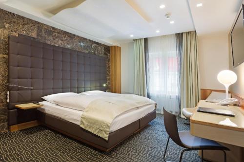 SUITE SENIOR del hotel St Gotthard. Foto 4