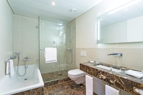 Suite Junior con balcón del hotel St Gotthard. Foto 3