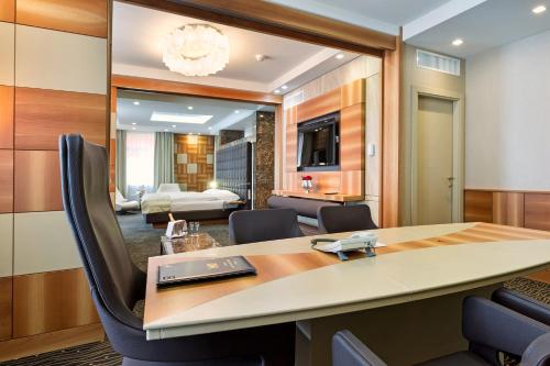 Suite Presidencial St. Gotthard del hotel St Gotthard. Foto 14