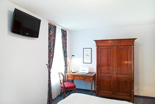 Habitación Doble Deluxe del hotel Montana Zürich. Foto 2