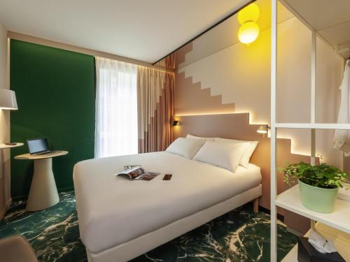 Habitación Doble Estándar del hotel Ibis Styles Zurich City Center. Foto 8