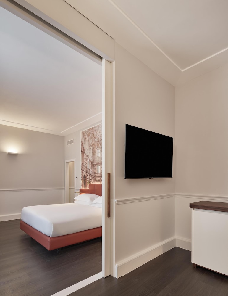Suite, 1 habitación del hotel Palazzo Caracciolo Naples. Foto 3