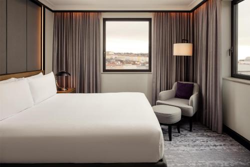Suite Junior del hotel Hilton Prague Atrium. Foto 4