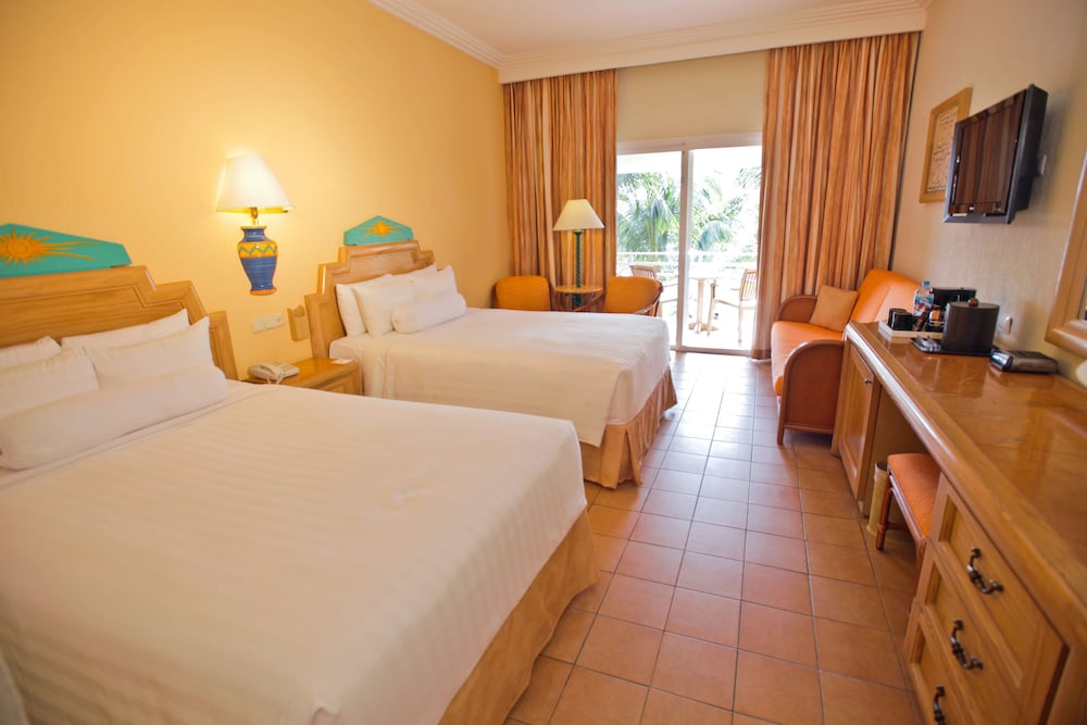 Habitación superior del hotel Barceló Maya Caribe - All Inclusive. Foto 2