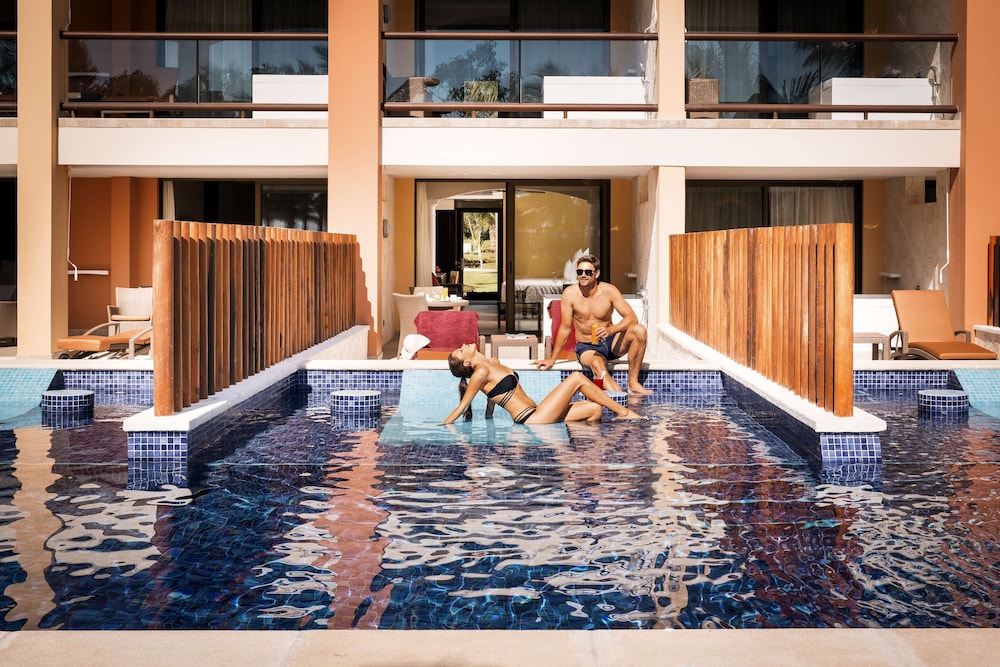 Suite (Swim Up Premium Level | 2A 1C) del hotel Barceló Maya Caribe - All Inclusive