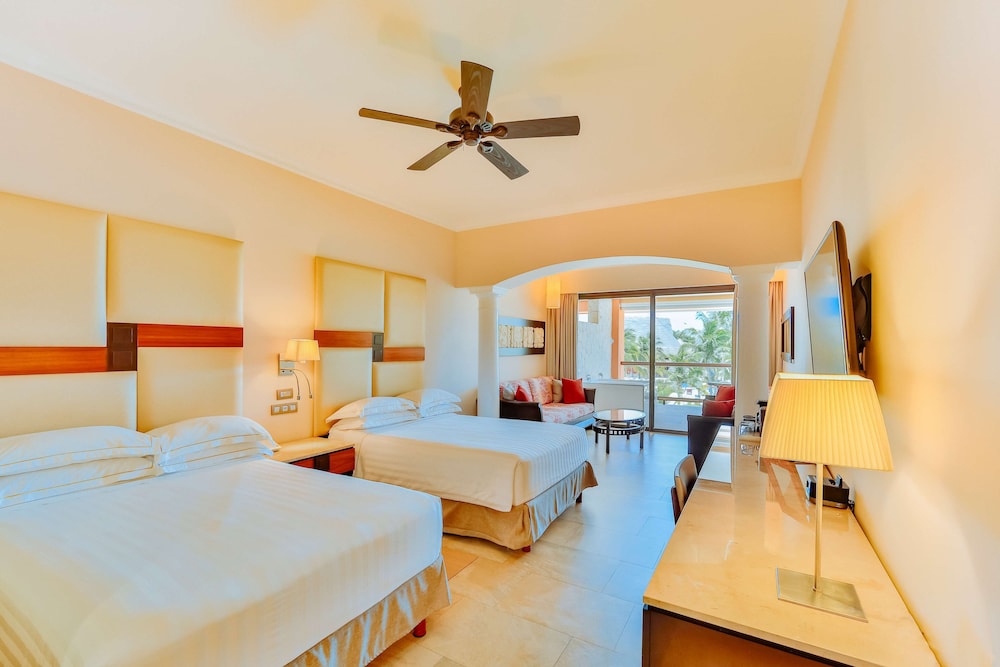 Suite junior (Ocean Front Premium level) del hotel Barceló Maya Caribe - All Inclusive