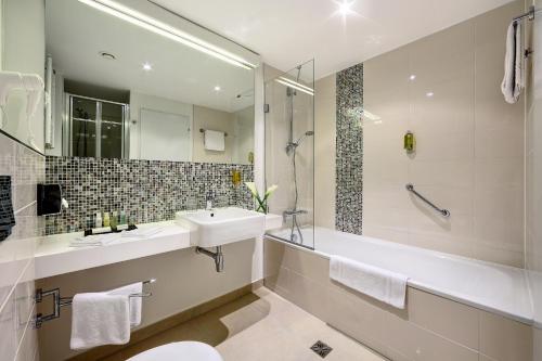 Suite Junior con acceso al centro de bienestar del hotel Duo. Foto 4